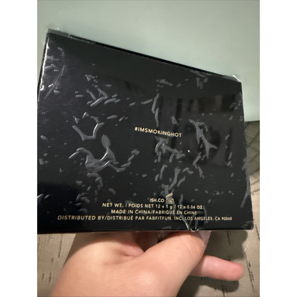 ISH Beauty Lip Statement Palette - 12 Intensely Pigmented Shades - 12g/ 0.48oz - Picture 4 of 5
